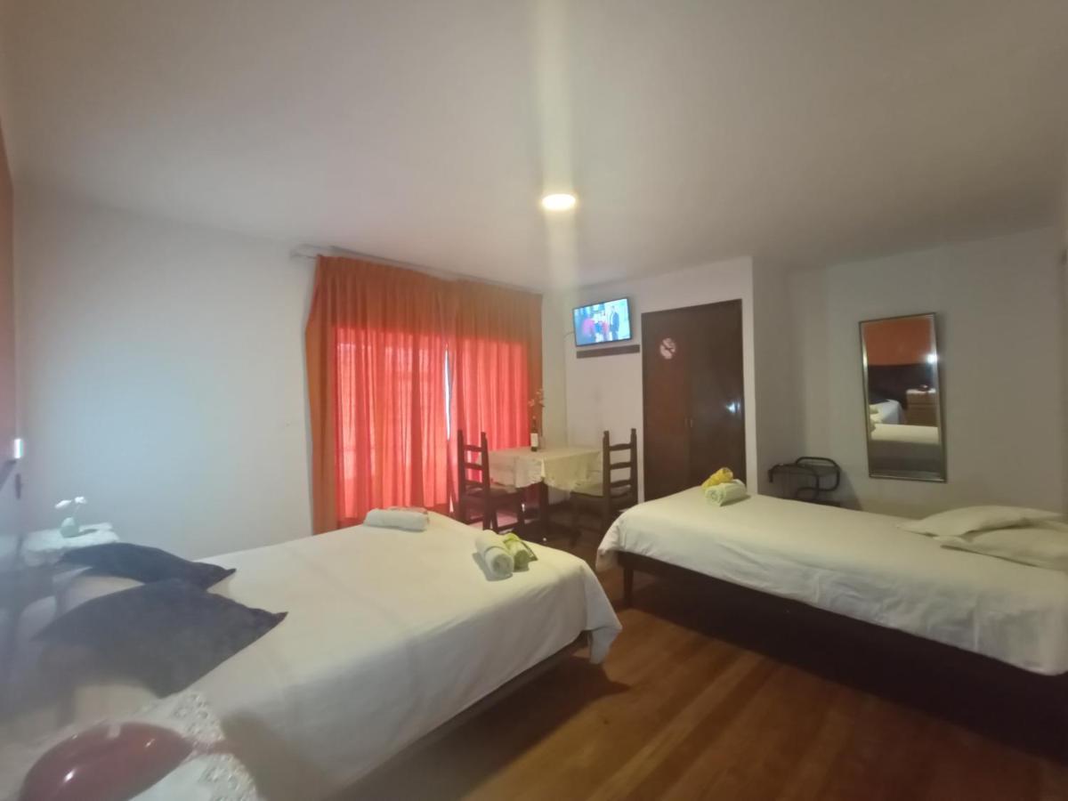 Isabela Hotel La Paz Bagian luar foto