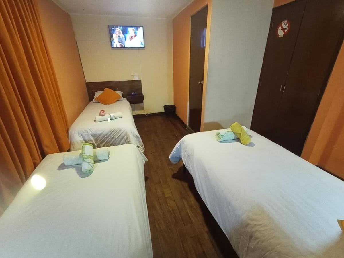 Isabela Hotel La Paz Bagian luar foto