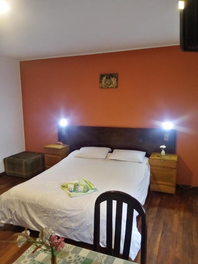 Isabela Hotel La Paz Bagian luar foto