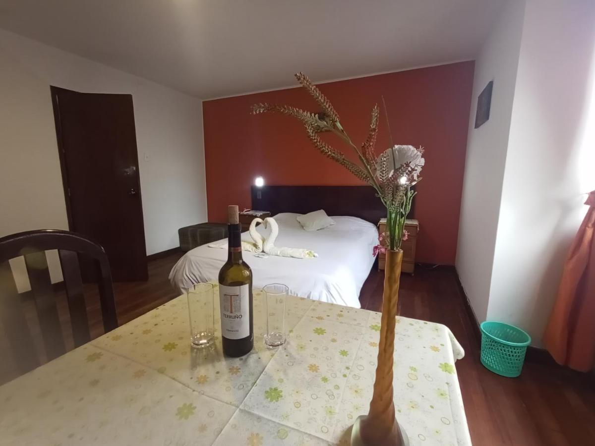 Isabela Hotel La Paz Bagian luar foto