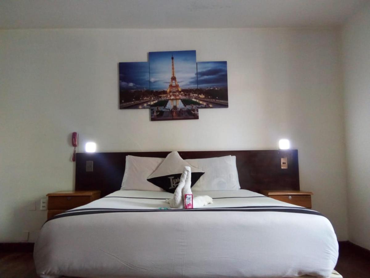 Isabela Hotel La Paz Bagian luar foto