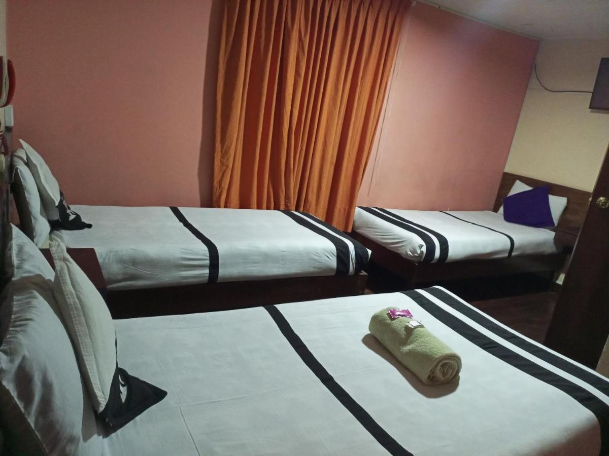 Isabela Hotel La Paz Bagian luar foto